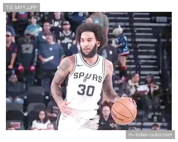 马刺25分超级逆转快船：尚帕尼单节5三分掀翻盘浪潮